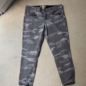 Democracy Gray Camouflage Pants